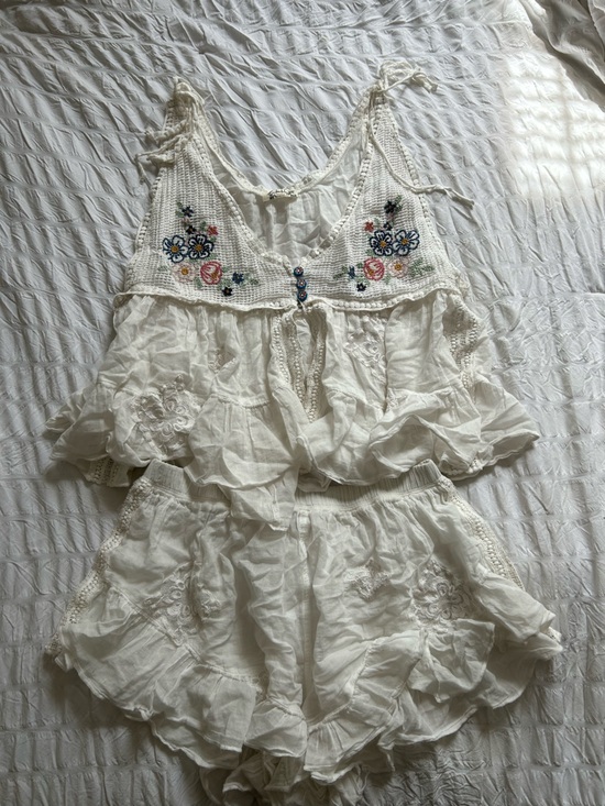Free People Other - Free People White Embroidered Boho Crochet Top and Bottoms